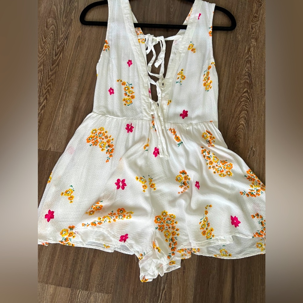 Gently used floral jumper